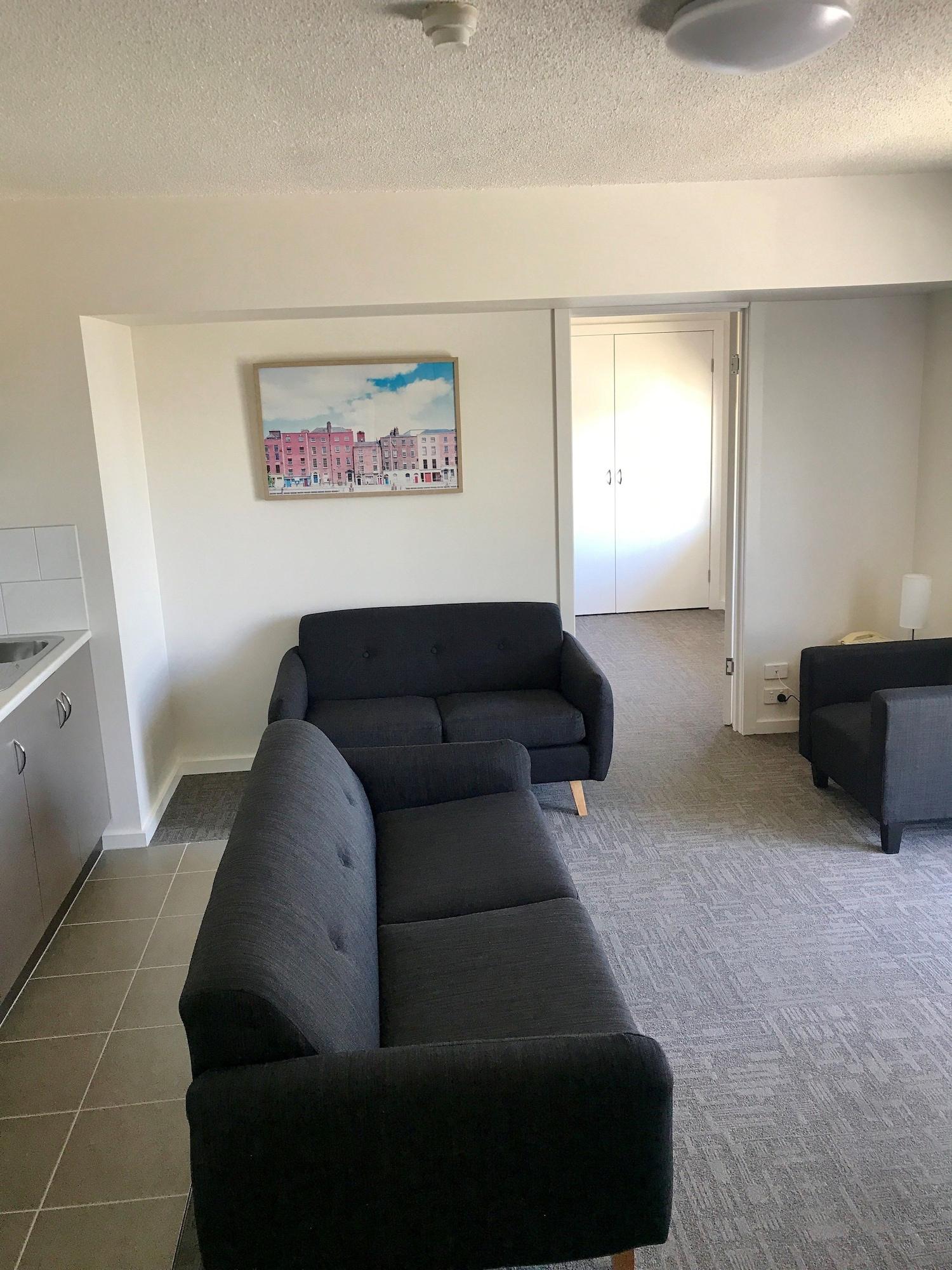 Adina Place Motel Apartments Launceston Extérieur photo