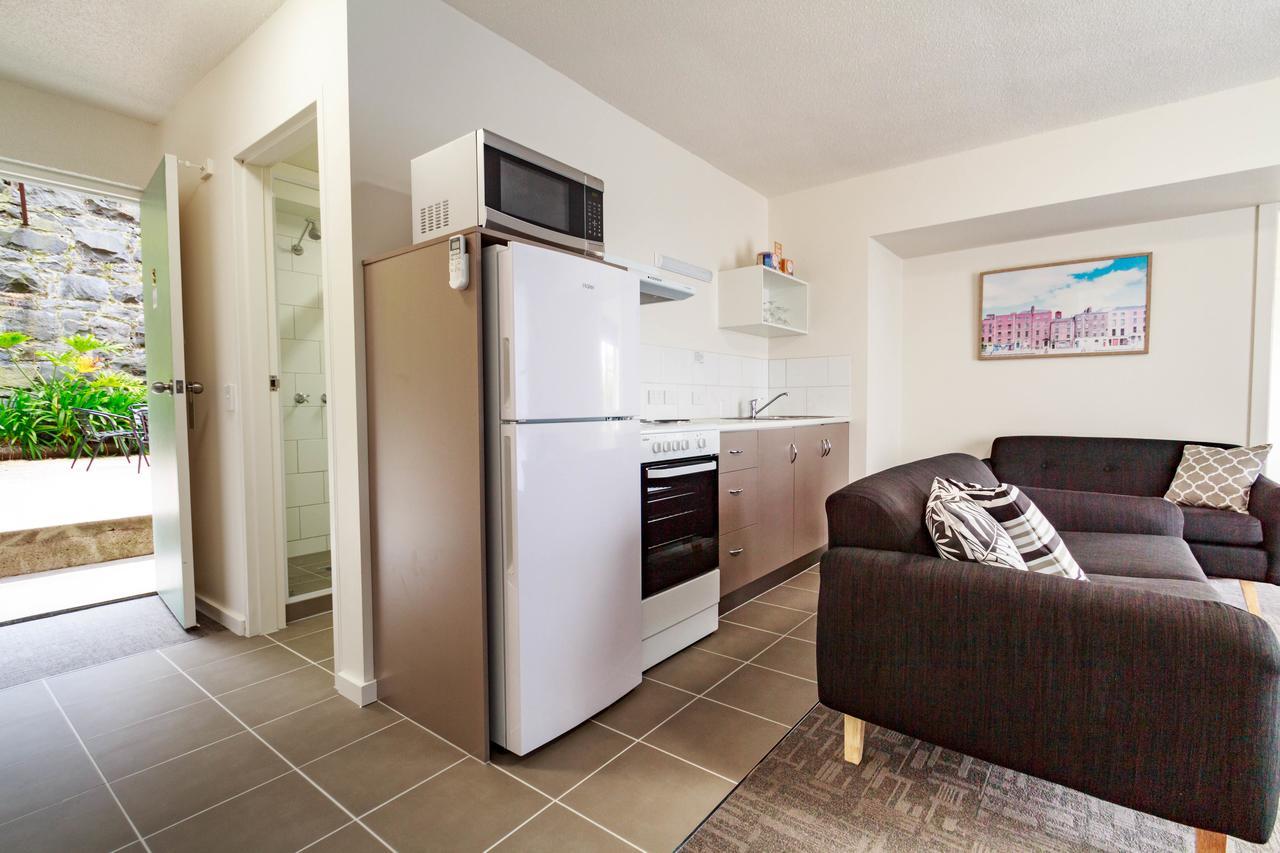 Adina Place Motel Apartments Launceston Extérieur photo
