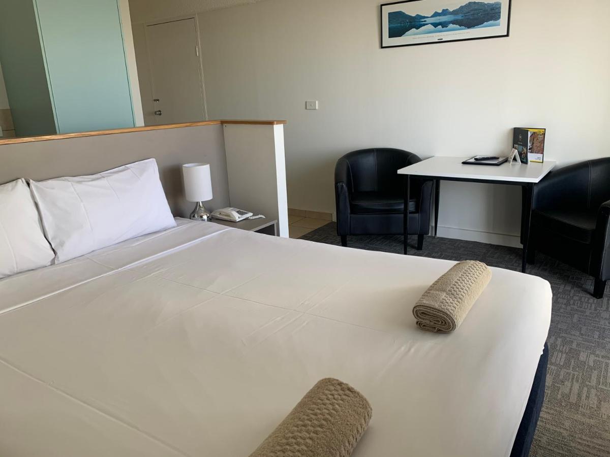 Adina Place Motel Apartments Launceston Extérieur photo